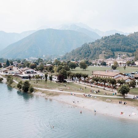 Hotel Da Franco e Adriana Pieve Di Ledro Esterno foto